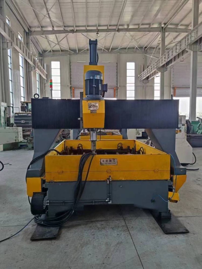 数控钻床